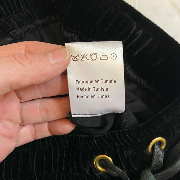 Sandro Women's Pull On Black Velvet Pants Whimsygoth Grunge Witchy Quiet Luxury - Picture 12 of 17